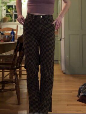 Brown Checkered highwaist Jeans with slit hem size 2 H&M